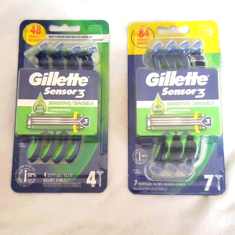 2 Gillette Sensor3 Sensitive Men's Disposable Razor